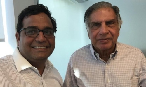 Fondatorul Paytm Vijay SHekhar Sharma cu Ratan Tata